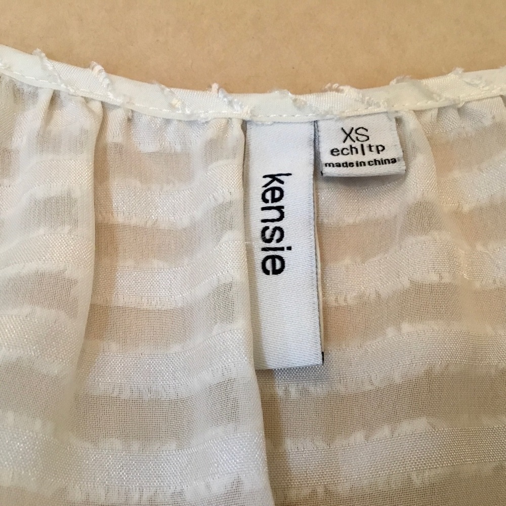 Kensie Ivory Textured Striped Tie Front Top - Picture 7 of 10